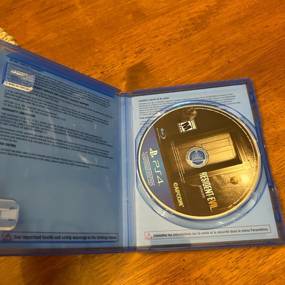 PS-4 games. Rated R - Picture 5 of 5